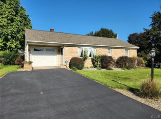 33 N Liberty St, Nazareth, PA 18064