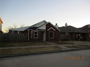 1006 SW 22nd St, Moore, OK 73170