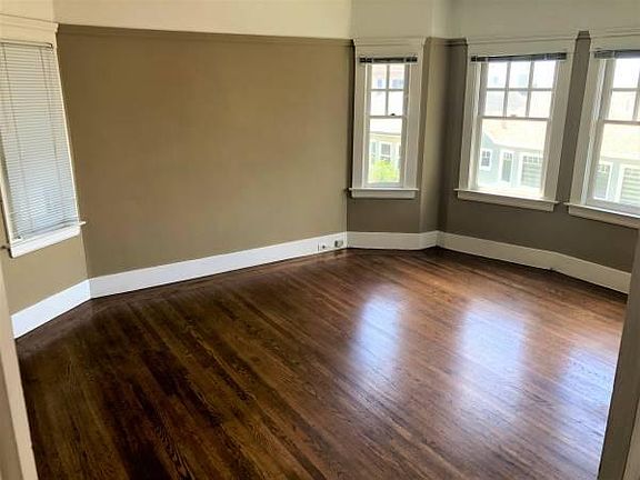 5th image of 210 San Benito Way