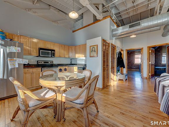 5th image of 325 Lafayette Street #3302