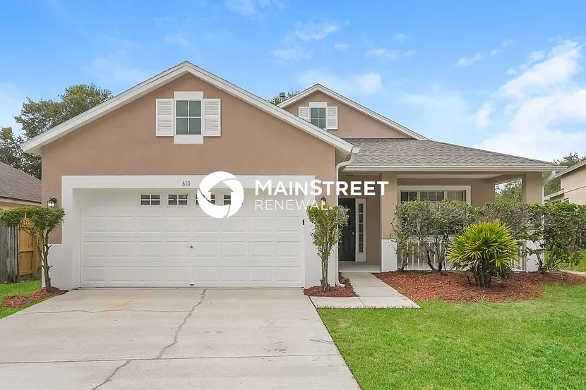 610 Wave Crest Cir
