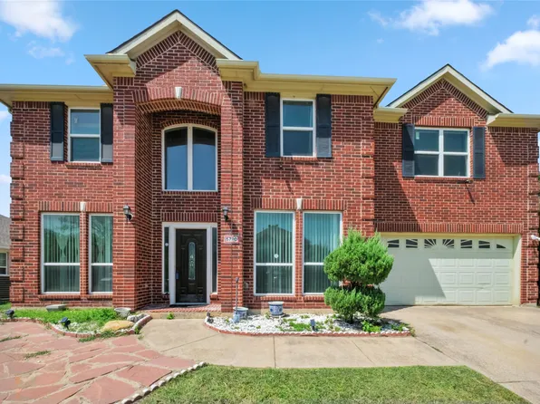 5780 Fawn Ct, Haltom City, TX 76137