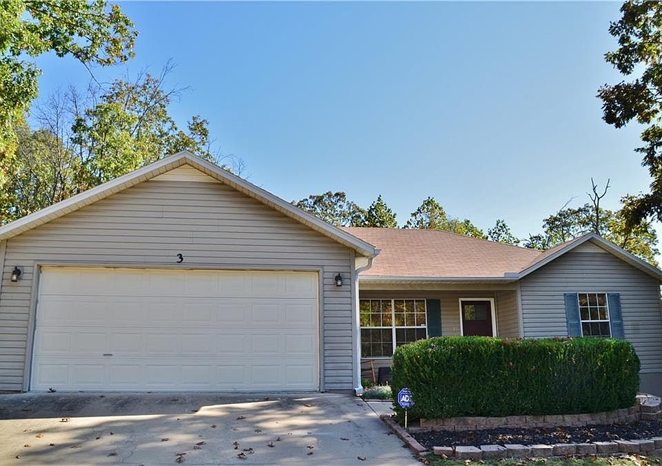 1st image of 3 Stowehead Ln