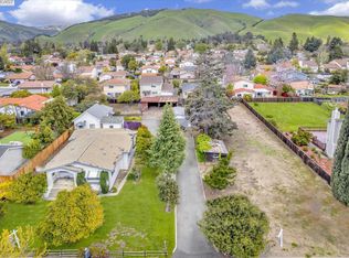 38860 Cherry Ln, Fremont, CA 94536