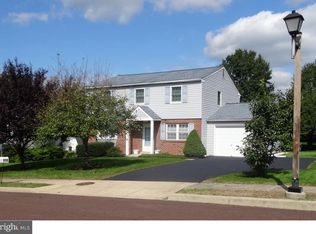 910 Mennonite Rd, Royersford, PA 19468