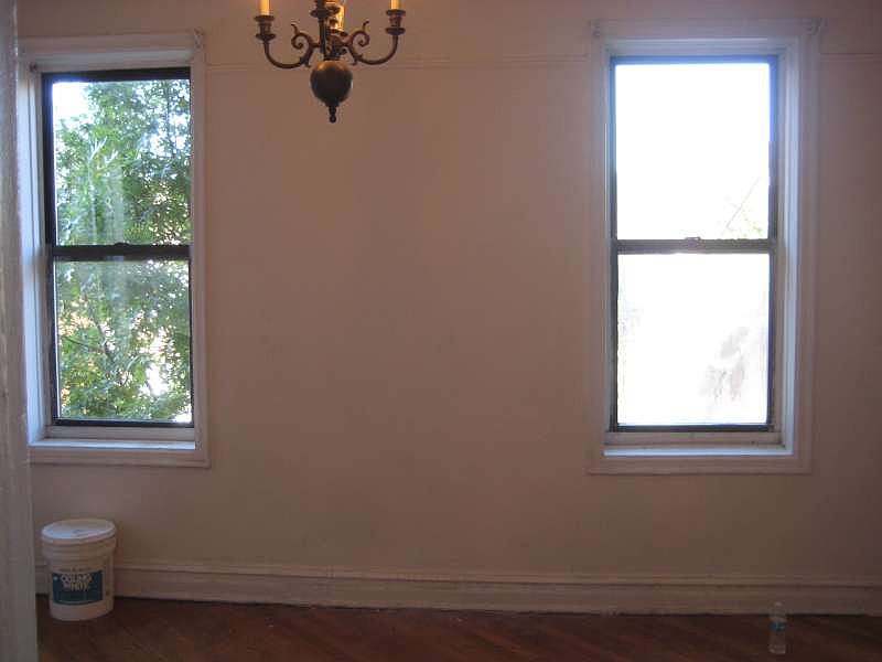 2nd image of 614 40th St APT B6