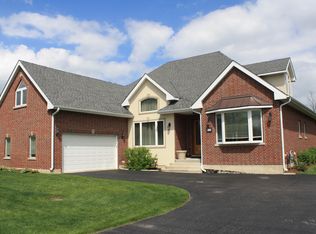 620 S Butterfield Rd, Libertyville, IL 60048