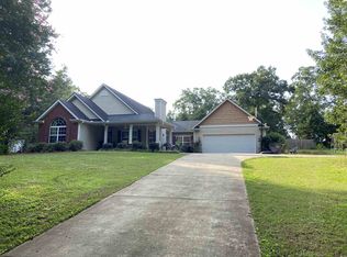 152 Arnold Rd NE, Statham, GA 30666