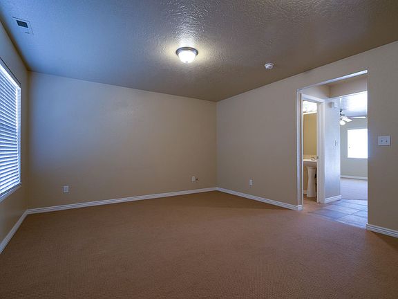 4th image of 3155 S Hidden Valley Dr Unit 222