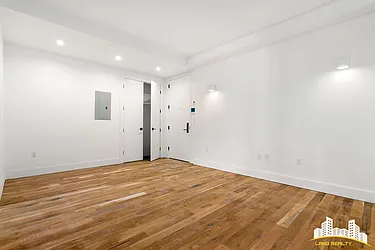 Rented by Lang Realty LLC