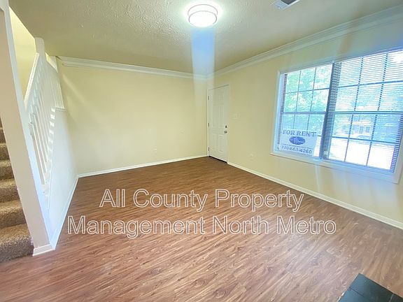4th image of 3054 Destin Cir