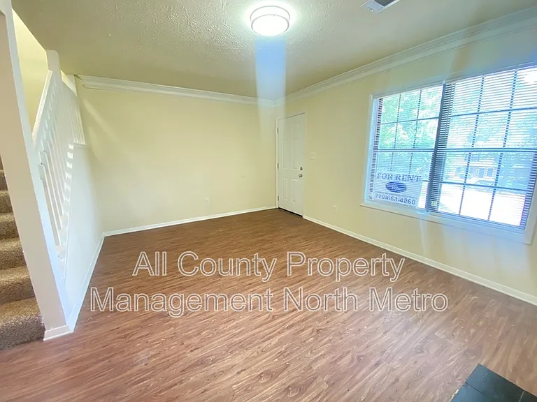 3054 Destin Cir — Photo 4