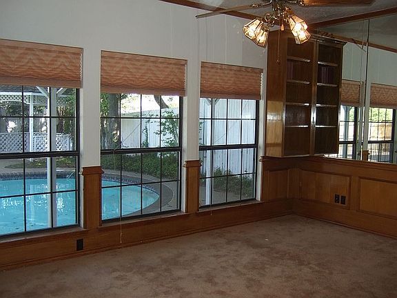 4th image of 6703 Shorewood Dr