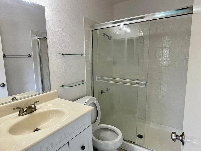 5470 Baltimore Dr #11 — Photo 11