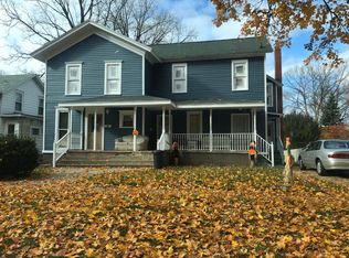 526 Dennis St, Adrian, MI 49221