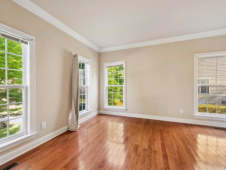 8620 Forester Ln — Photo 15