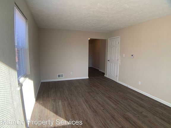 5th image of 53 Bennington Dr #3