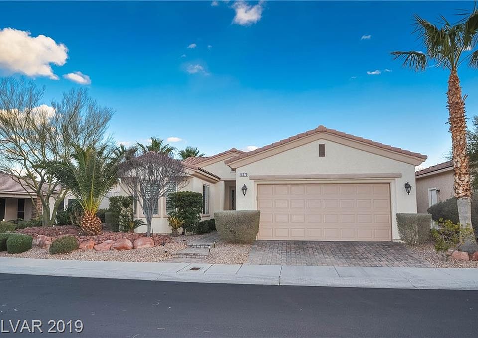 2nd image of 10373 Riva Largo Ave