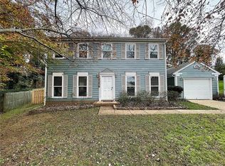 2741 Stowmarket Pl, Charlotte, NC 28216