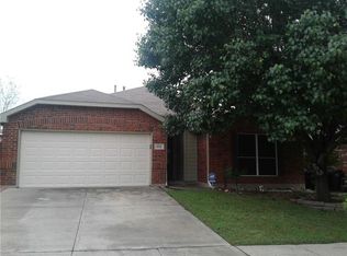 4716 Barnhill Ln, Fort Worth, TX 76135