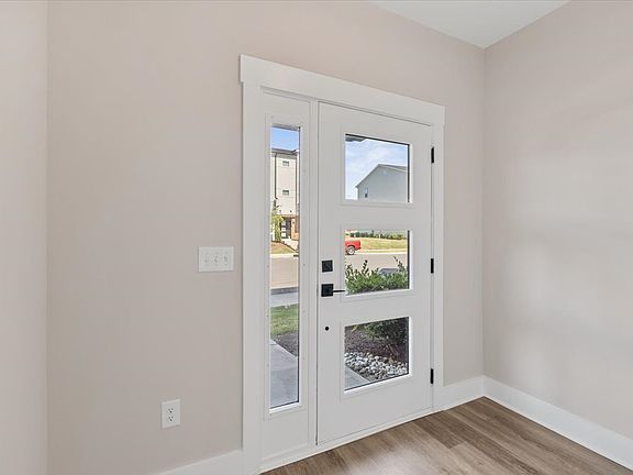 4th image of 2129 Big Falls Dr
