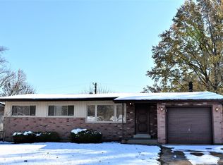 16 Mary Rose Ct, Hazelwood, MO
