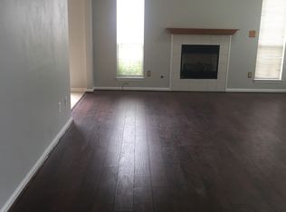 416 Belmont Cir, Yorktown, VA 23693
