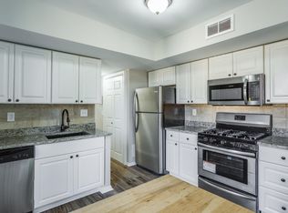 2073 Royal Fern Ct APT 34/22C, Reston, VA 20191