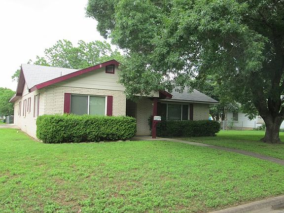 2nd image of 407 Bluebonnet Dr