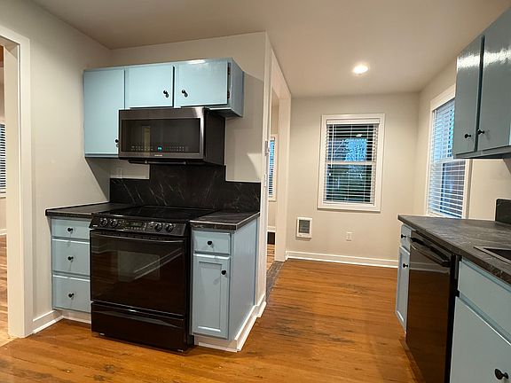 5th image of 2302 Algona Dr