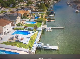 2952 Lee Pl, Bellmore, NY 11710