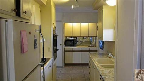 4th image of 5 Carmel Dr