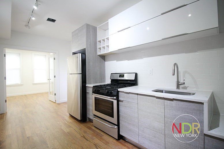 1st image of 1366 Putnam Ave APT 2R
