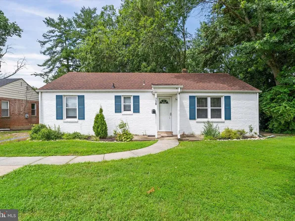 710 S College Ave, Newark, DE 19713