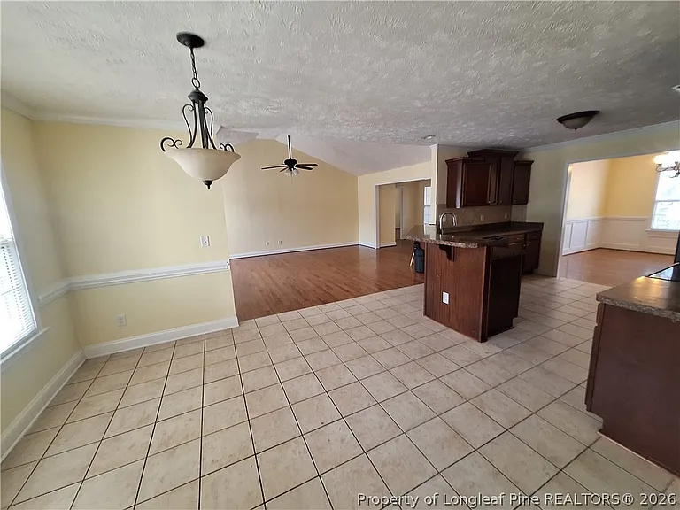 1941 Abbeydale Ln — Photo 12