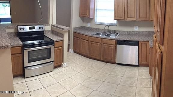 3rd image of 8077 Stargrass Ct