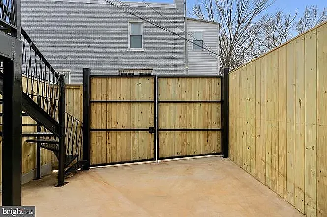 331 W St NE #BASEMENT — Photo 8