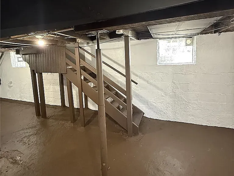 390 Cole Ave — Photo 26