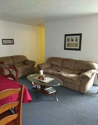 3rd image of 520 Plum St APT N