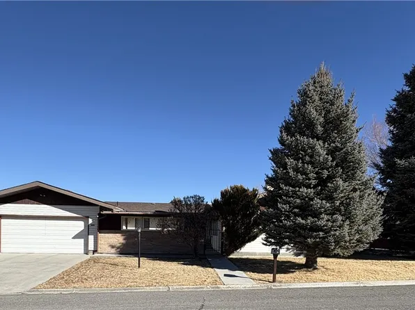 1090 15th St E, Ely, NV 89301