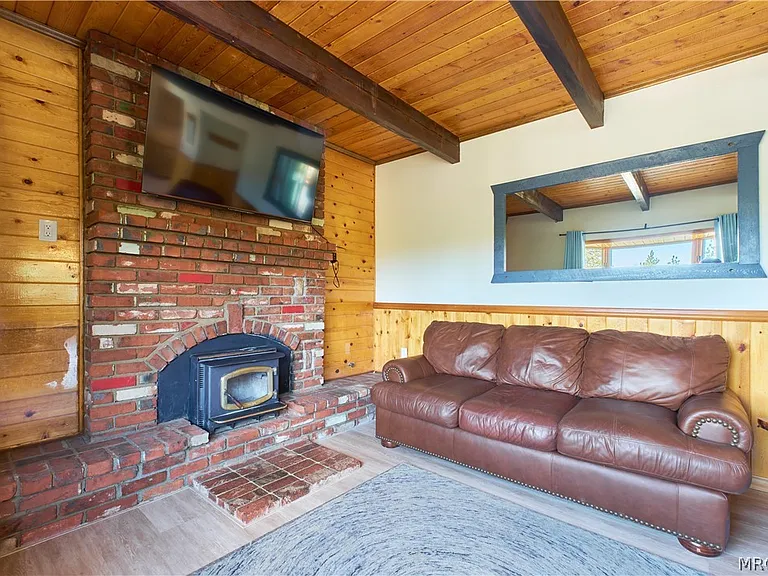509 Wallace Ln — Photo 9