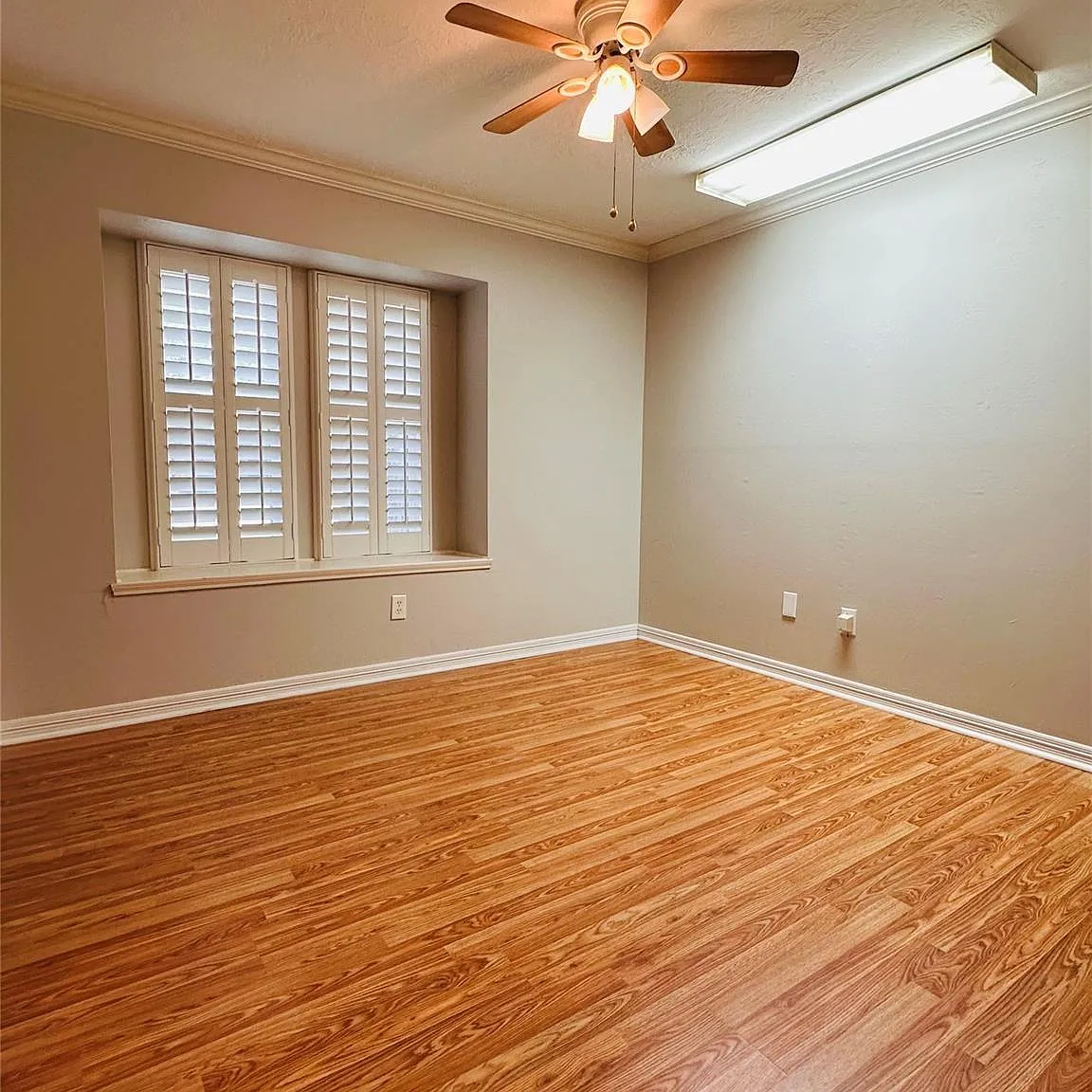 3 bed, 2.0 bath, 1714 sqft, $1,900 — Photo 3