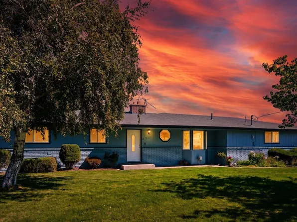 2311 McCullough Rd, Yakima, WA 98903