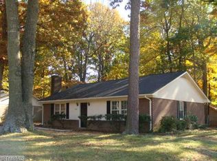 4729 Cricklewood Dr, Greensboro, NC 27407