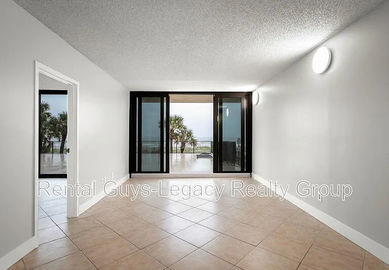 601 1st St S #2H — Photo 6