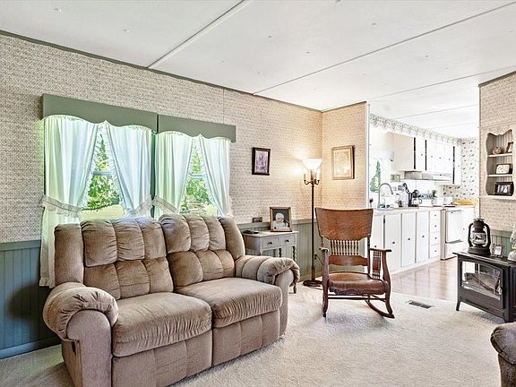4th image of 859 Polly Hubbard Road