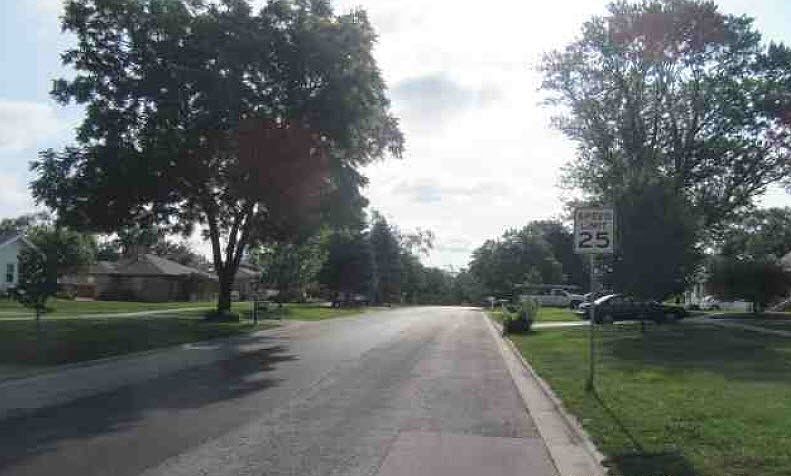 2nd image of 918 W Hillside Dr