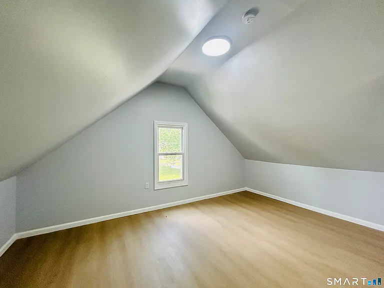 207 E Main St — Photo 15
