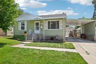 E Oak St-0506-001.jpg