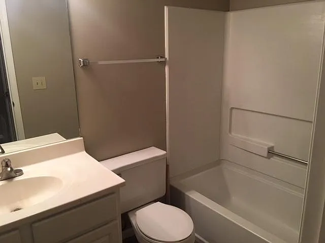 5308 Darlington Rd #F — Photo 5